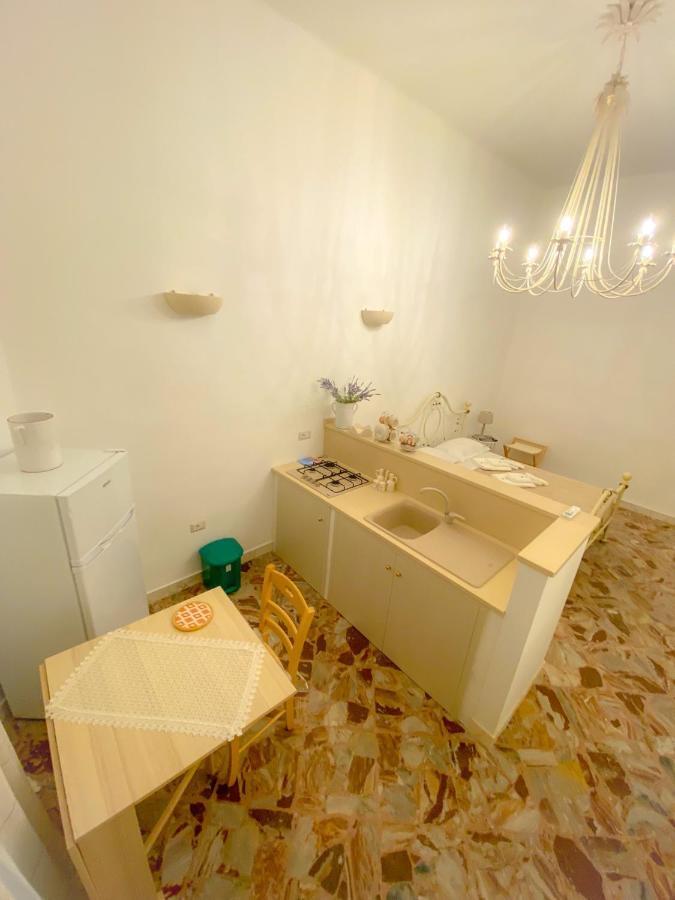 La Casa Di Nonna Sisina Βίλα Mola di Bari Εξωτερικό φωτογραφία